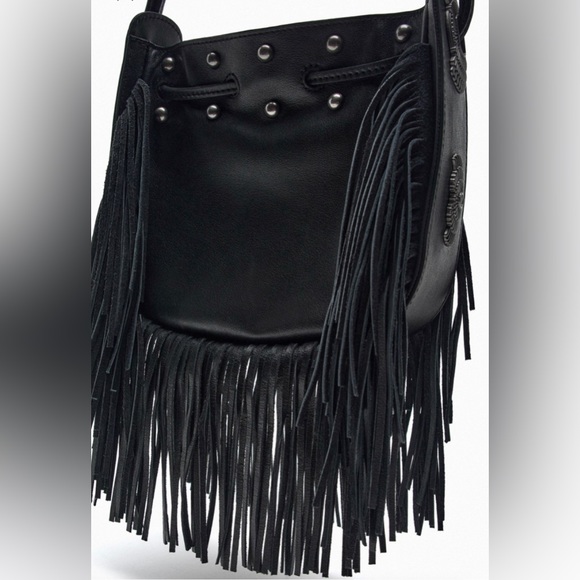 Leather fringed bucket bag - Picture 8 of 17